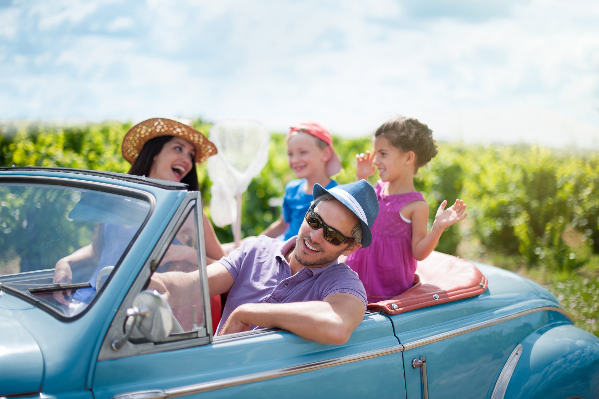Vacances d’été : idées de séjours adaptés aux petits et aux enfants